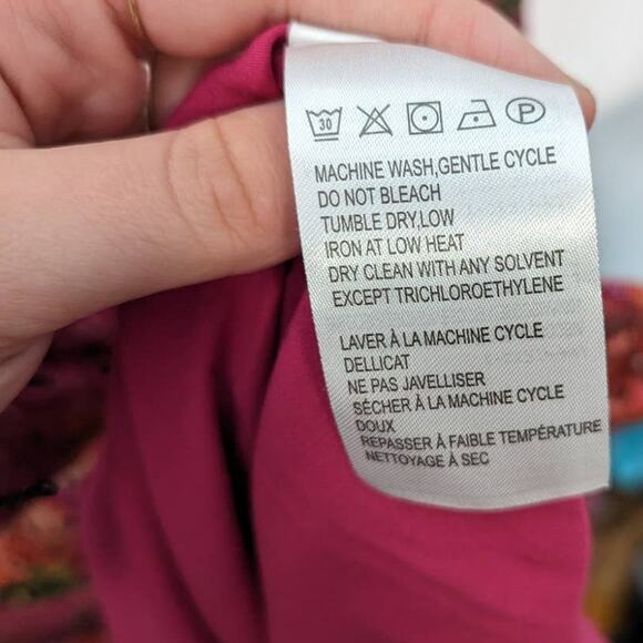 Farm Rio Anthro Eyelet Tiered Tunic Floral Split Neck Pink Multi Large P NWOT - Picture 7 of 12